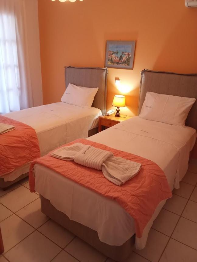 Le Due Sorelle Spilia  Exterior foto